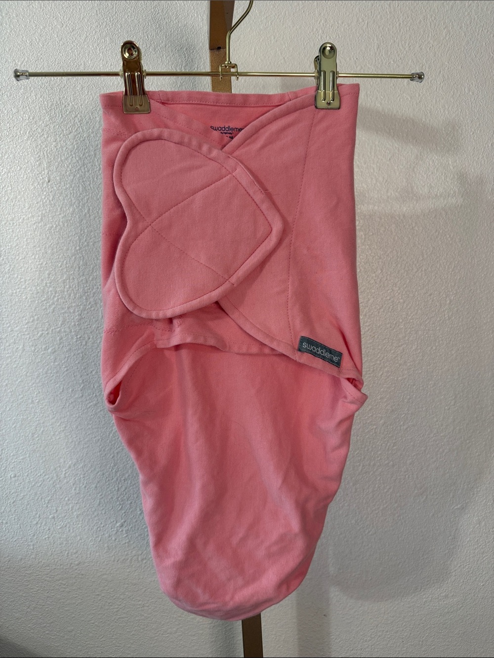 SwaddleMe Pink Wrap with Heart Accent- 0-3months